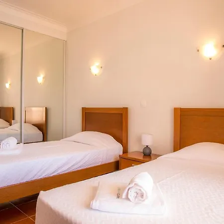 B33 - Do Vau ポルティマン